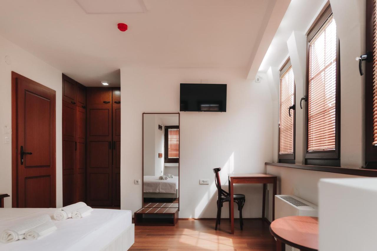 Hotel Gate スコピエ エクステリア 写真