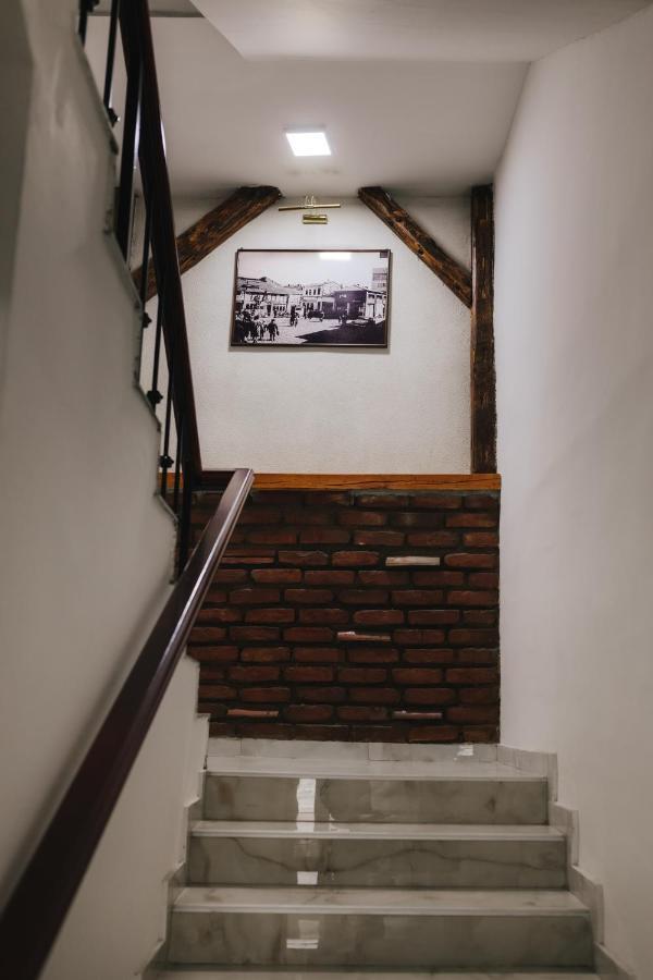 Hotel Gate スコピエ エクステリア 写真